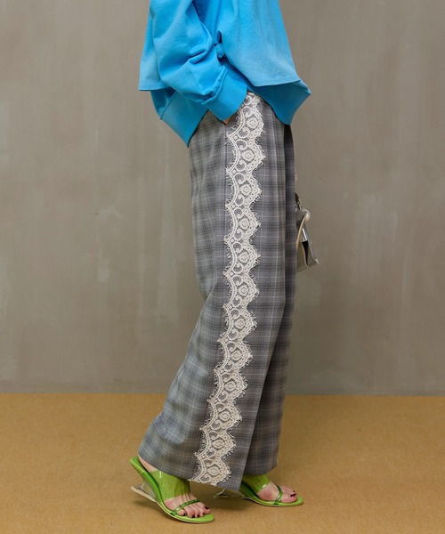 MAISON SPECIAL（メゾンスペシャル）の「【PRE-ORDER】Side Lace Slacks/サイドレーススラックス（スラックス・レディース・ベージュ/グレー/ブラック・38/36）」の9枚目の写真