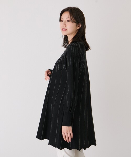 Jayro(ジャイロ)の「ラメラインニットチュニックワンピース(ニット/セーター・レディース・ブラック/グレー/ホワイト系その他/ベージュ・FREE)」の6枚目の写真