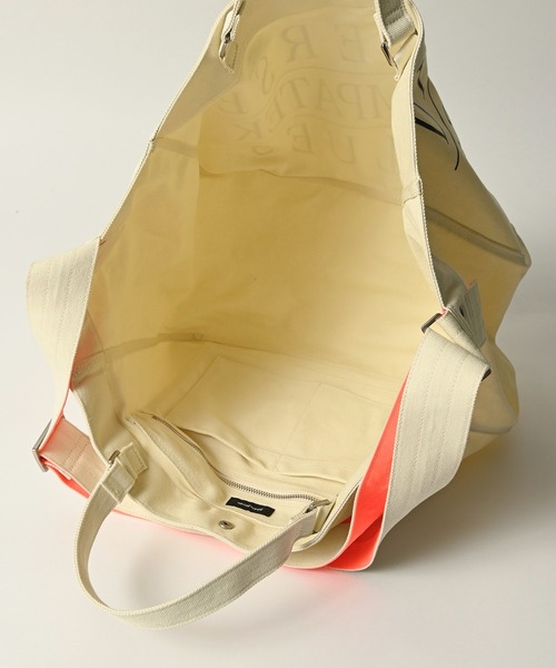 ADAM PATEK(アダムパテック)の「【ADAMPATEK/アダムパテック】news paper bag/ニュースペーパーバッグ(ショルダーバッグ・メンズ・ホワイト/ブラック・FREE)」の3枚目の写真