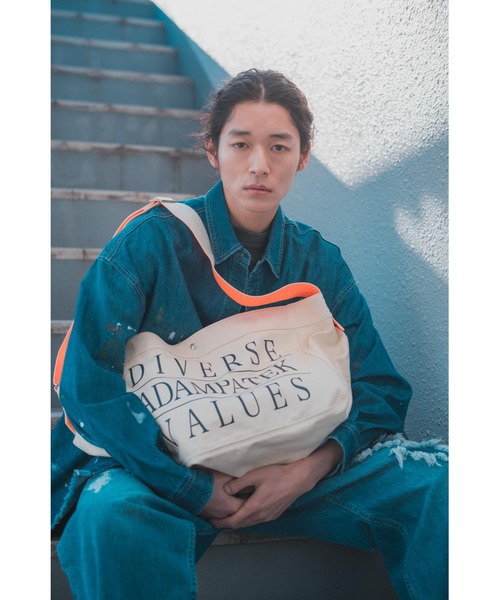 ADAM PATEK(アダムパテック)の「【ADAMPATEK/アダムパテック】news paper bag/ニュースペーパーバッグ(ショルダーバッグ・メンズ・ホワイト/ブラック・FREE)」の19枚目の写真