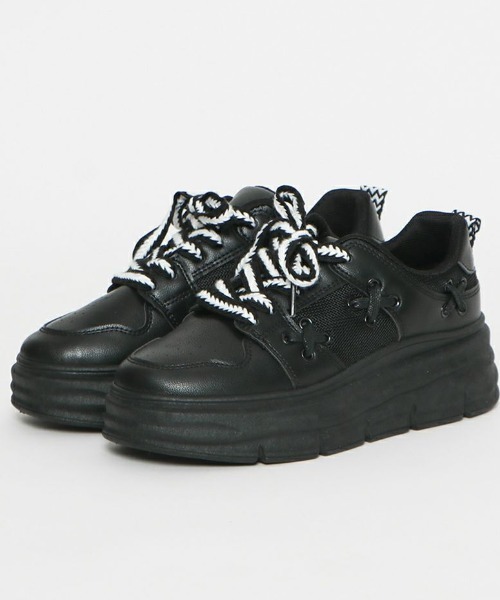 GORGE（ゴージ）の「《配色ヒモ×厚底ボリューム》レディース スニーカー 厚底ダッドスニーカー 脚長見え カジュアル 春夏秋冬（スニーカー・レディース・オフホワイト/ブラック・S/L/LL）」の2枚目の写真