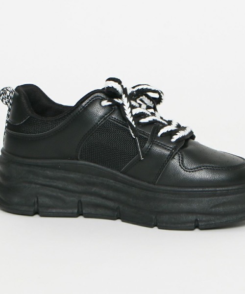 GORGE（ゴージ）の「《配色ヒモ×厚底ボリューム》レディース スニーカー 厚底ダッドスニーカー 脚長見え カジュアル 春夏秋冬（スニーカー・レディース・オフホワイト/ブラック・S/L/LL）」の6枚目の写真