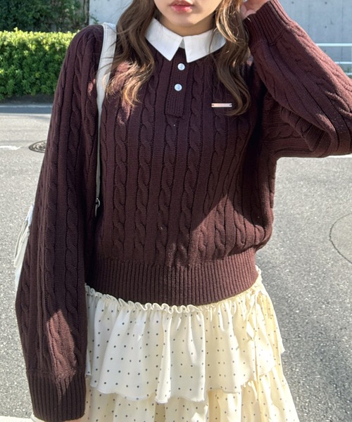 AS KNOW AS plus（アズノゥアズプラス）の「○ブランドロゴプレート付き ケーブルポロニットプルオーバー（ポロシャツ・レディース・ネイビー系/グレー系/ブラウン系・FREE）」の13枚目の写真