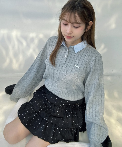 AS KNOW AS plus（アズノゥアズプラス）の「○ブランドロゴプレート付き ケーブルポロニットプルオーバー（ポロシャツ・レディース・ネイビー系/グレー系/ブラウン系・FREE）」の8枚目の写真