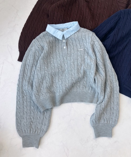AS KNOW AS plus（アズノゥアズプラス）の「○ブランドロゴプレート付き ケーブルポロニットプルオーバー（ポロシャツ・レディース・ネイビー系/グレー系/ブラウン系・FREE）」の4枚目の写真