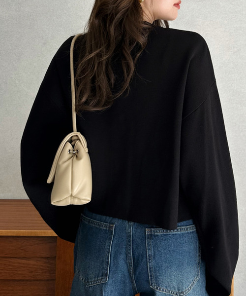 Eclat one(エクラワン)の「【Eclat one】パールボタン付き 裏配色 クルーネック ニットカーディガン(カーディガン/ボレロ・レディース・アイボリー/ブラック/グレー・FREE)」の6枚目の写真