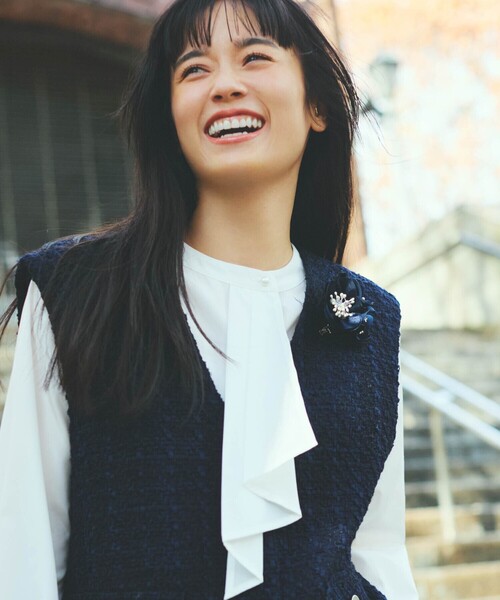 COMME CA ISM（コムサイズム）の「【宮城舞さん着用】ファンシーツイード ジレ（ベスト・レディース・ネイビー/アイボリー・FREE）」の4枚目の写真