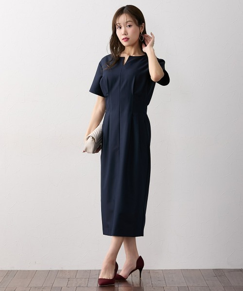 Nissen glamor（ニッセングラマー）の「【大きい胸専用】キーネック半袖ウエストタックワンピース（ポケット付）（ワンピース・レディース・ネイビー/ベージュ・L/M/LL）」の22枚目の写真