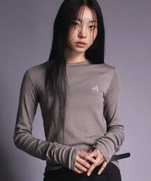 A FEW COMMENTS（アフューコメンツ）の「袖シャーリングロングスリーブトップ カーキ（Tシャツ/カットソー）」