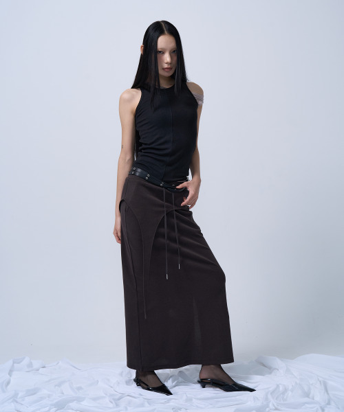 ZIZEMUSEUM(ジゼミュージアム)の「UNBALANCE SLEEVELESS TOP (BLACK)(Tシャツ/カットソー・レディース・その他・ONE SIZE)」の3枚目の写真