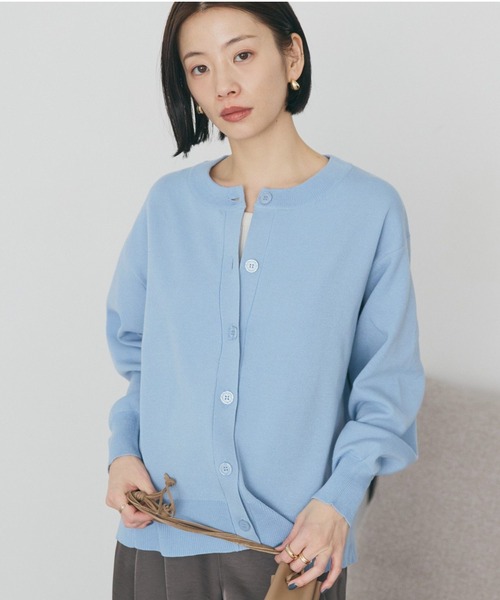 AMERICAN HOLIC(アメリカンホリック)の「クルーネックニットカーディガン(カーディガン/ボレロ・レディース・アイボリー/ブラック/グレイッシュベージュ/ライトブルー・L/M)」の4枚目の写真