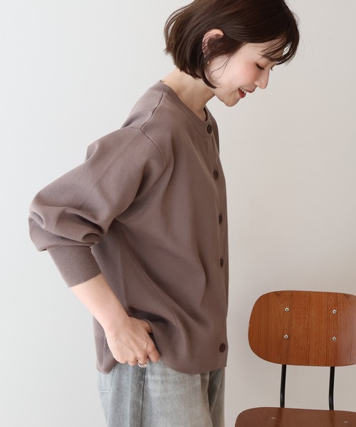 AMERICAN HOLIC(アメリカンホリック)の「クルーネックニットカーディガン(カーディガン/ボレロ・レディース・アイボリー/ブラック/グレイッシュベージュ/ライトブルー・L/M)」の11枚目の写真