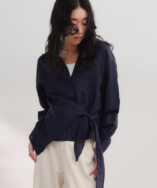 Shelly island(シェリーアイランド)の「ウエストマークスキッパーブラウス(シャツ/ブラウス・レディース・ホワイト/ベージュ/ネイビー・FREE)」の1枚目の写真