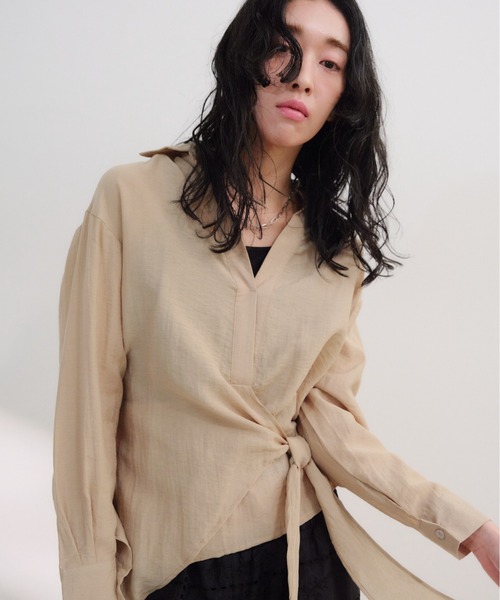 Shelly island(シェリーアイランド)の「ウエストマークスキッパーブラウス(シャツ/ブラウス・レディース・ホワイト/ベージュ/ネイビー・FREE)」の15枚目の写真