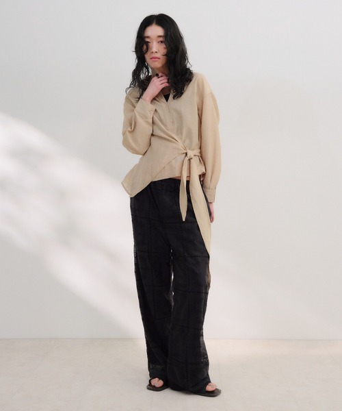 Shelly island(シェリーアイランド)の「ウエストマークスキッパーブラウス(シャツ/ブラウス・レディース・ホワイト/ベージュ/ネイビー・FREE)」の22枚目の写真