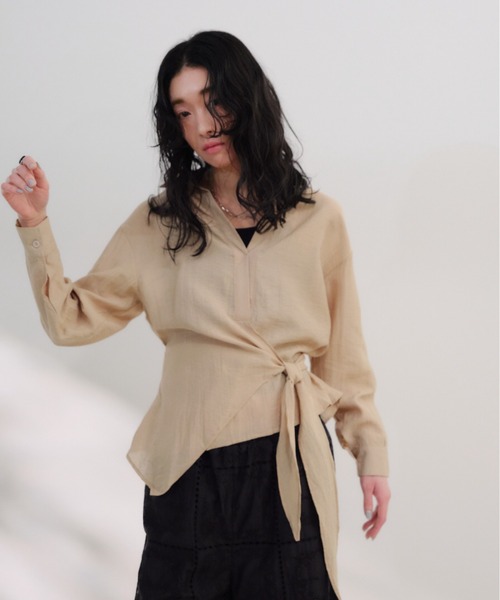 Shelly island(シェリーアイランド)の「ウエストマークスキッパーブラウス(シャツ/ブラウス・レディース・ホワイト/ベージュ/ネイビー・FREE)」の16枚目の写真