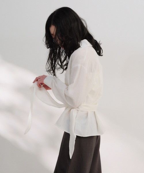 Shelly island(シェリーアイランド)の「ウエストマークスキッパーブラウス(シャツ/ブラウス・レディース・ホワイト/ベージュ/ネイビー・FREE)」の9枚目の写真