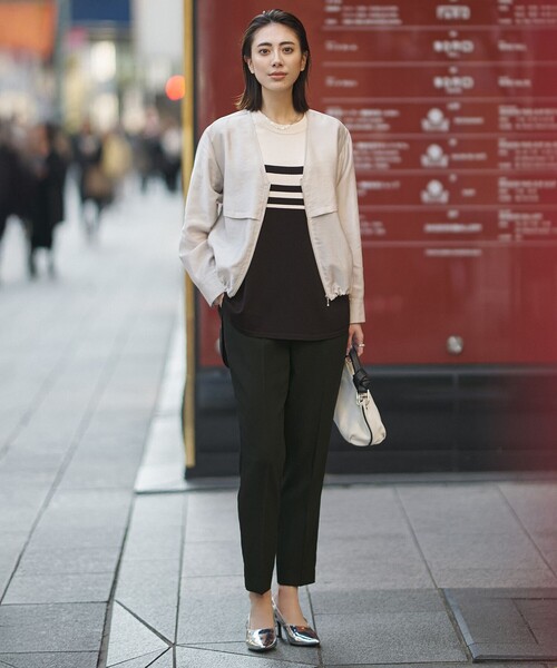 ICB（アイシービー）の「【新色追加・WEB限定カラーあり】FluidBackSatin ドロストパンツ（その他パンツ・レディース・ブルー系/ブラック系/グレー系/サックスブルー系/ライトイエロー系/ネイビー系/ダークグリーン系・00/6/4/0/2）」の9枚目の写真