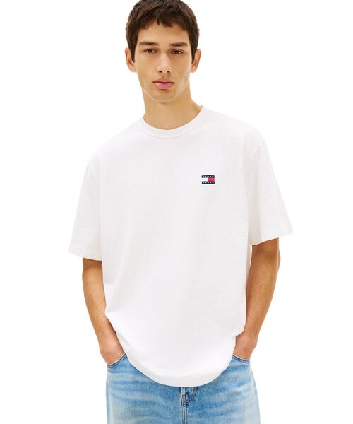 tommy jeans(トミー ジーンズ)の「リラックスバッジショートスリーブTシャツ(Tシャツ/カットソー・メンズ・ホワイト/グリーン/ブラック・X-LARGE/MEDIUM/X-SMALL/LARGE/SMALL)」の2枚目の写真