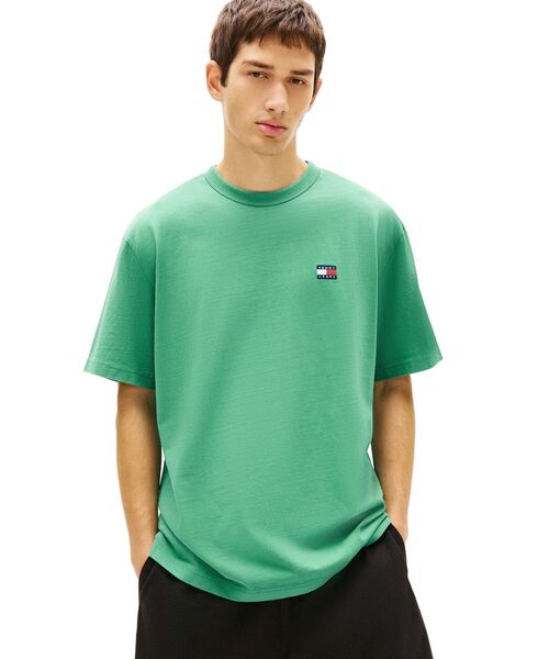 tommy jeans(トミー ジーンズ)の「リラックスバッジショートスリーブTシャツ(Tシャツ/カットソー・メンズ・ホワイト/グリーン/ブラック・X-LARGE/MEDIUM/X-SMALL/LARGE/SMALL)」の1枚目の写真