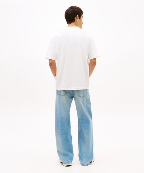 tommy jeans(トミー ジーンズ)の「リラックスバッジショートスリーブTシャツ(Tシャツ/カットソー・メンズ・ホワイト/グリーン/ブラック・X-LARGE/MEDIUM/X-SMALL/LARGE/SMALL)」の16枚目の写真
