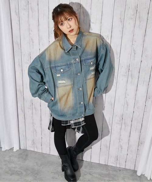 GORGE(ゴージ)の「《オーバーダイ×ダメージ加工》BIGデニムジャケット/オールシーズン/全2色(デニムジャケット・レディース・ベージュ/ブルー系・F)」の4枚目の写真