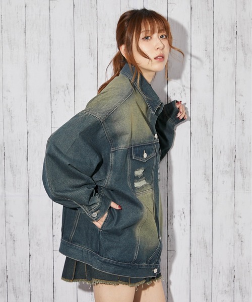 GORGE(ゴージ)の「《オーバーダイ×ダメージ加工》BIGデニムジャケット/オールシーズン/全2色(デニムジャケット・レディース・ベージュ/ブルー系・F)」の9枚目の写真