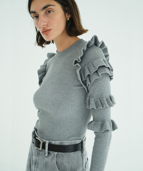 美品値下げ‼️CLANE/クラネ　袖フリルニット CLANE/クラネ FRILL SLEEVE KNIT TOPS/フリルスリーブニットトップス