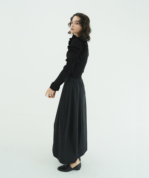 CLANEクラネBACK FRILL KNIT TOPS 黒ブラックblack 松本恵奈のMUST BUY- CLANEのお気に入りアイテム紹介 “BACK FRILL KNIT