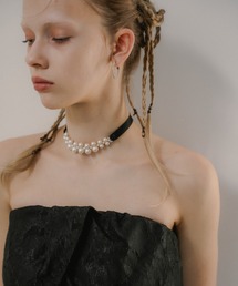 et.UNiVER（エトユニベール）の「Pearl Braid Choker（チョーカー）」