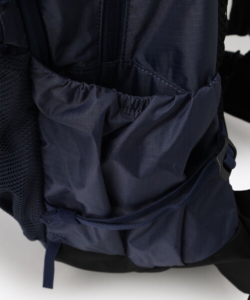 Columbia(コロンビア)の「撥水 Columbia/ ワイルドウッドハイツ 30L バックパック /コロンビア(バックパック/リュック・レディース・ネイビー/グレー/ブラック・ONE SIZE)」の11枚目の写真