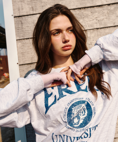 ERER(エルエル)の「Tiger Print Vintage Sweatshirt Melange Gray(スウェット・レディース・ライトグレー・2/1)」の3枚目の写真