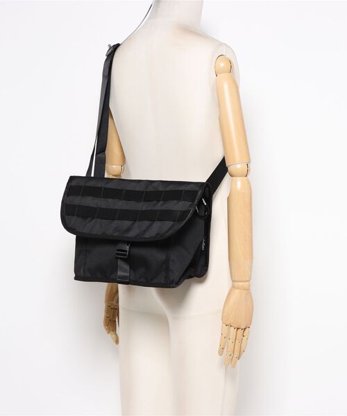 WILD THINGS(ワイルドシングス)の「【WILD THINGS】CORDURA Messenger Bag Mini(メッセンジャーバッグ・メンズ・ブラック・FREE)」の2枚目の写真
