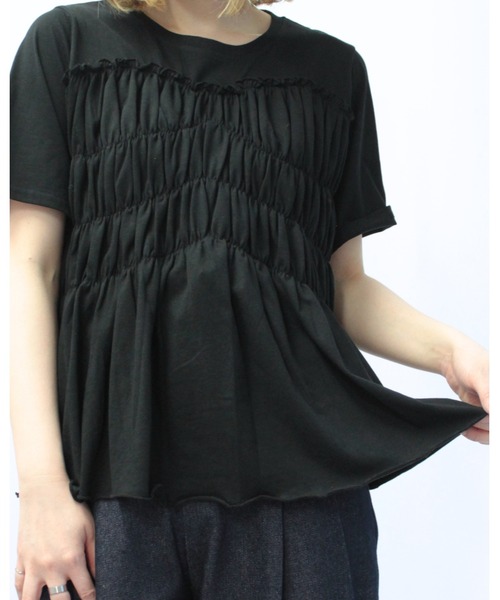 amini(アミニ)の「フロントシャーリングカットソー(Tシャツ/カットソー・レディース・アイボリー/チャコールグレー/ブラック・MEDIUM)」の15枚目の写真