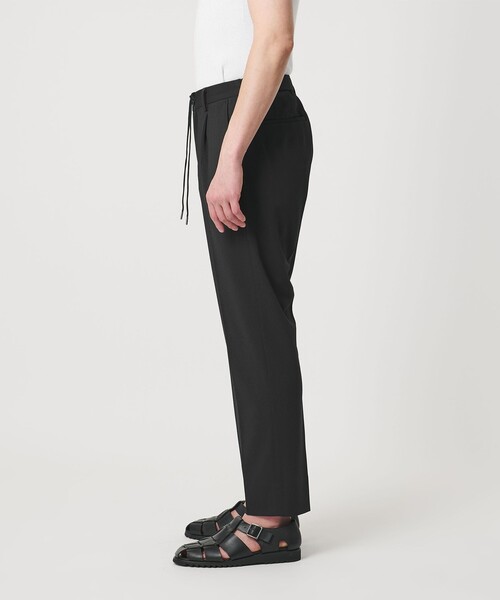 BEAUTY&YOUTH UNITED ARROWS(ビューティーアンドユースユナイテッドアローズ)の「【WEB限定 WARDROBE SMART】エアリーピケ コンフォート セットアップ/ジャケット&イージー(セットアップ・メンズ・ダークグレー/ネイビー/ブラック・XL/L/M/S)」の9枚目の写真