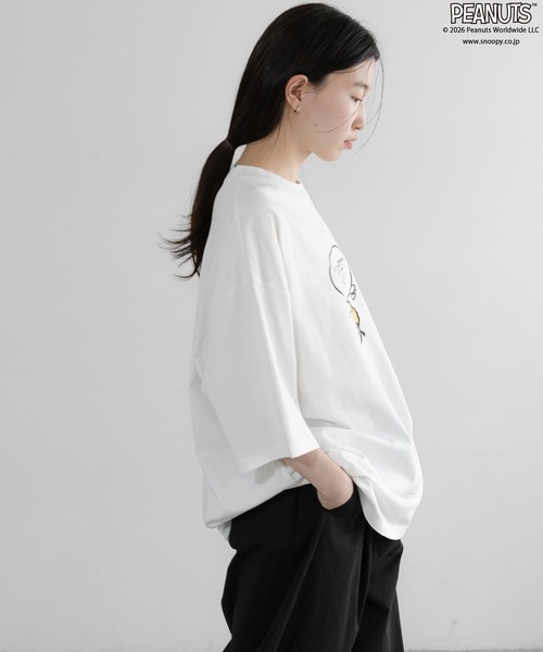 LOWRYS FARM(ローリーズファーム)の「【LFM(U)】PEANUTSプリントTSS 656662(Tシャツ/カットソー・メンズ・ブラック/イエロー/ホワイト・MEDIUM/LARGE)」の17枚目の写真