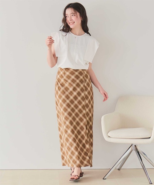titivate(ティティベイト)の「【サステナブル】スクエアスリーブカットソートップス(Tシャツ/カットソー・レディース・オフホワイト/ブラウン/ライトグリーン/グレイッシュベージュ/ブラック・S/M)」の8枚目の写真