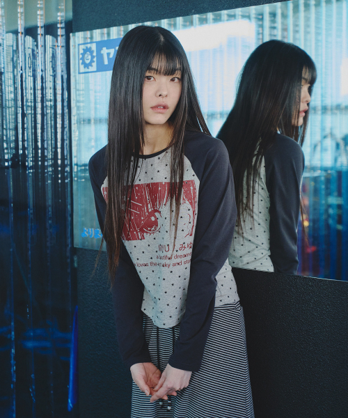 MIHEV(ミヘブ)の「ミユ 別途ト ナグラン ロングスリーブTシャツ メランジブラック(Tシャツ/カットソー・レディース・その他・FREE)」の2枚目の写真