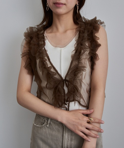 MAISON BREEZE reveur(メゾンブリーズレヴール)の「【MAISON BREEZE reveur】フリルチュールビスチェ trc(キャミソール・レディース・ブラック/アイボリー/ブラウン/チャコールグレー・FREE)」の4枚目の写真
