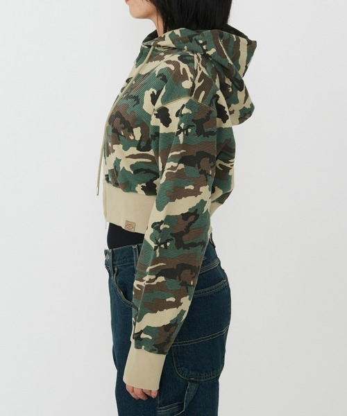 Dickies(ディッキーズ)の「Dickies/ディッキーズ レディース サーマルショートフーディー/ショート丈/ZIPパーカー(パーカー・レディース・ライトブルー/ベージュ・SMALL/MEDIUM)」の22枚目の写真