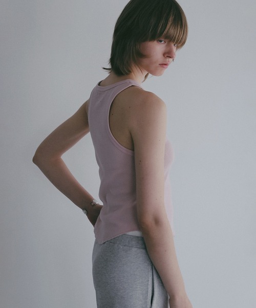 MANOF（マノフ）の「FAITH×MANOF THERMAL HENLY TANK（タンクトップ・レディース・オートミール/ピンク/チャコールグレー・F）」の14枚目の写真