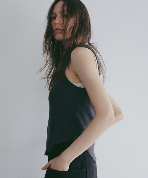 MANOF（マノフ）の「FAITH×MANOF THERMAL HENLY TANK（タンクトップ・レディース・オートミール/ピンク/チャコールグレー・F）」の7枚目の写真