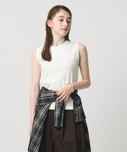 UNITED ARROWS(ユナイテッドアローズ)の「コットン フライス ノースリーブトップス(Tシャツ/カットソー・レディース・その他1/ダークブラウン/ホワイト/ライトピンク・FREE)」の21枚目の写真
