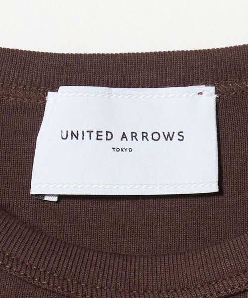 UNITED ARROWS(ユナイテッドアローズ)の「コットン フライス ノースリーブトップス(Tシャツ/カットソー・レディース・その他1/ダークブラウン/ホワイト/ライトピンク・FREE)」の17枚目の写真