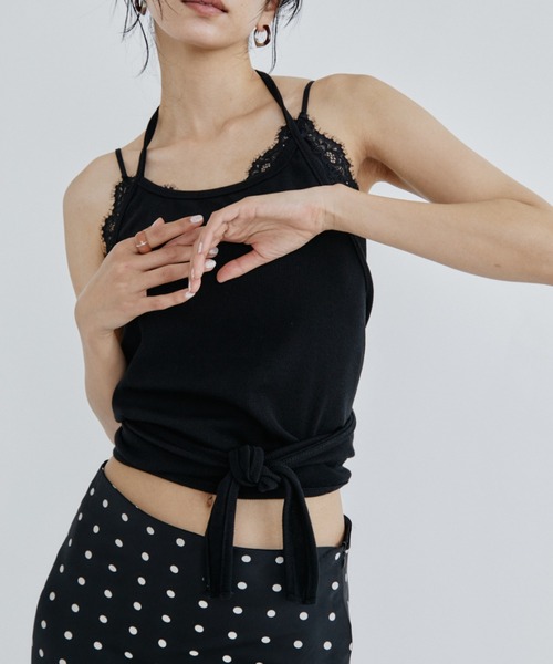 DRWCYS(ドロシーズ)の「2WAYクロスラップビスチェ(キャミソール・レディース・ブラック/グレー・FREE)」の2枚目の写真