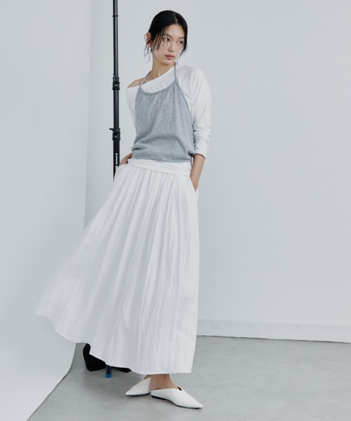 DRWCYS(ドロシーズ)の「2WAYクロスラップビスチェ(キャミソール・レディース・ブラック/グレー・FREE)」の21枚目の写真