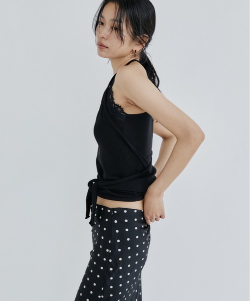 DRWCYS(ドロシーズ)の「2WAYクロスラップビスチェ(キャミソール・レディース・ブラック/グレー・FREE)」の7枚目の写真