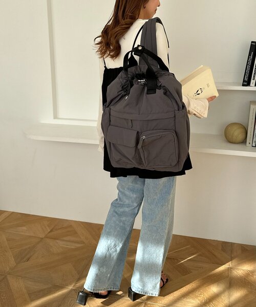 DISCOAT(ディスコート)の「ユーティリティーパフィーバックパック(バックパック/リュック・レディース・チャコールグレー/ブラック/ブラウン・FREE)」の15枚目の写真