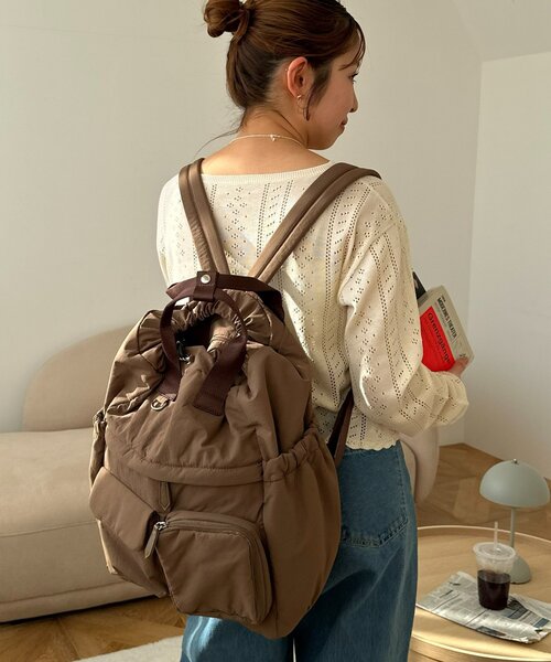 DISCOAT(ディスコート)の「ユーティリティーパフィーバックパック(バックパック/リュック・レディース・チャコールグレー/ブラック/ブラウン・FREE)」の16枚目の写真