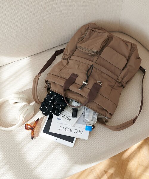 DISCOAT(ディスコート)の「ユーティリティーパフィーバックパック(バックパック/リュック・レディース・チャコールグレー/ブラック/ブラウン・FREE)」の19枚目の写真
